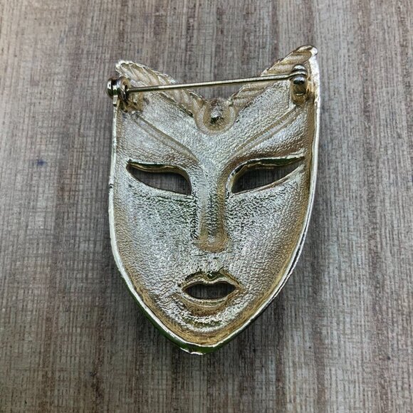 Mardi Gras Mask Vintage Enamel Gold Tone Brooch - Picture 3 of 7